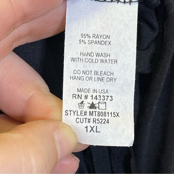 Plus, Free Spirit, Dolman Style Shirt with Fringe and Glitzy. Size 1X. New cond! - Picture 4 of 5